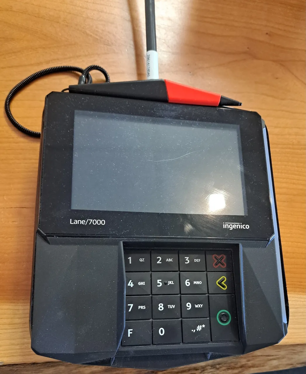 Terminal de paiement amovible et numérique