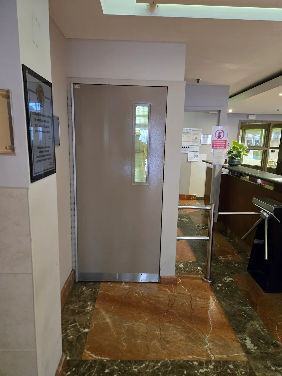 Comptoir d'accès aux salles d'activités