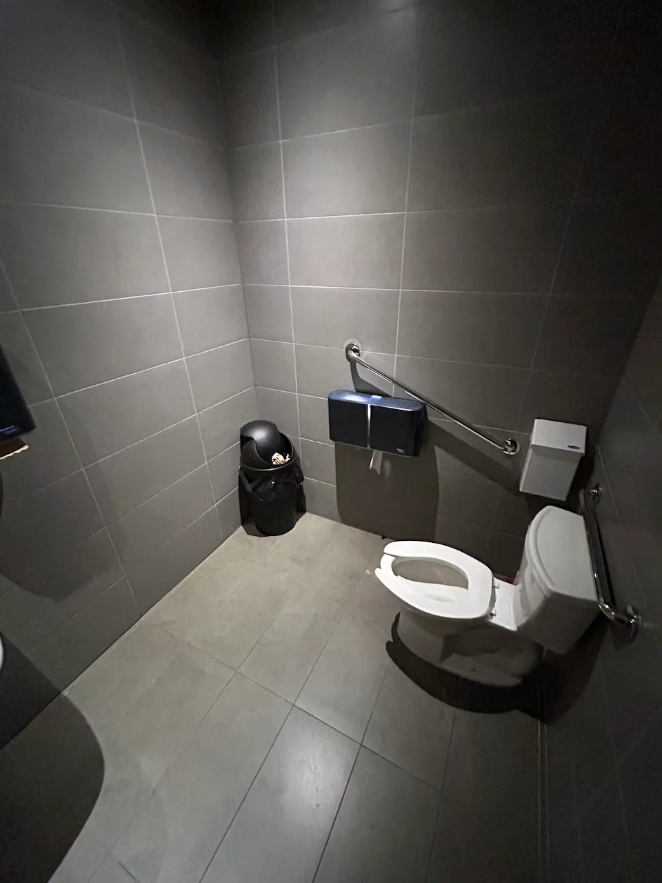 Restroom (ground floor) - massage section