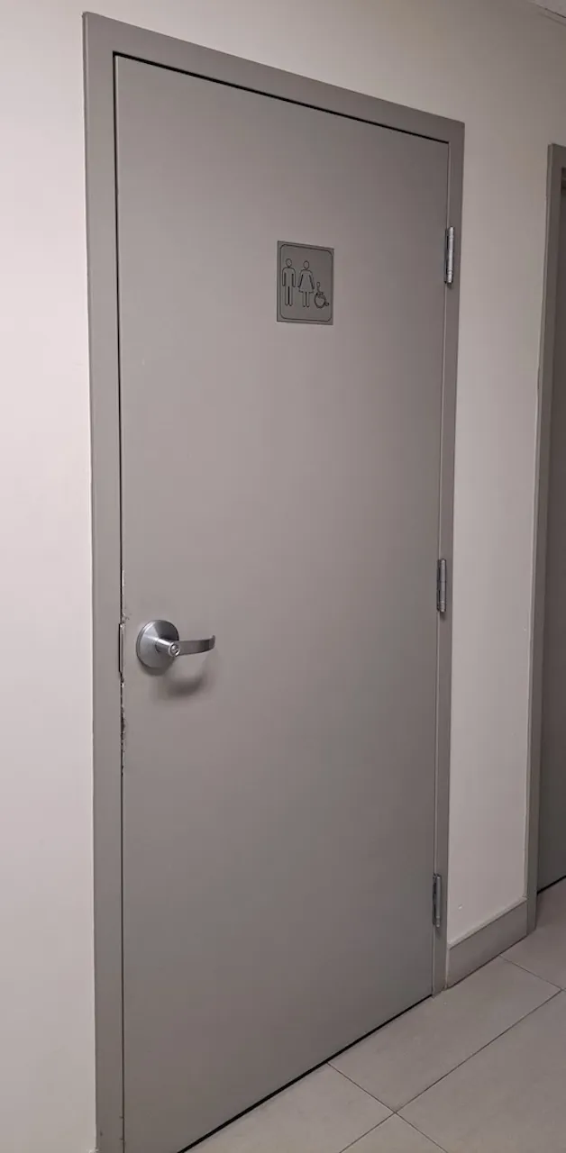 Salle de toilette universelle