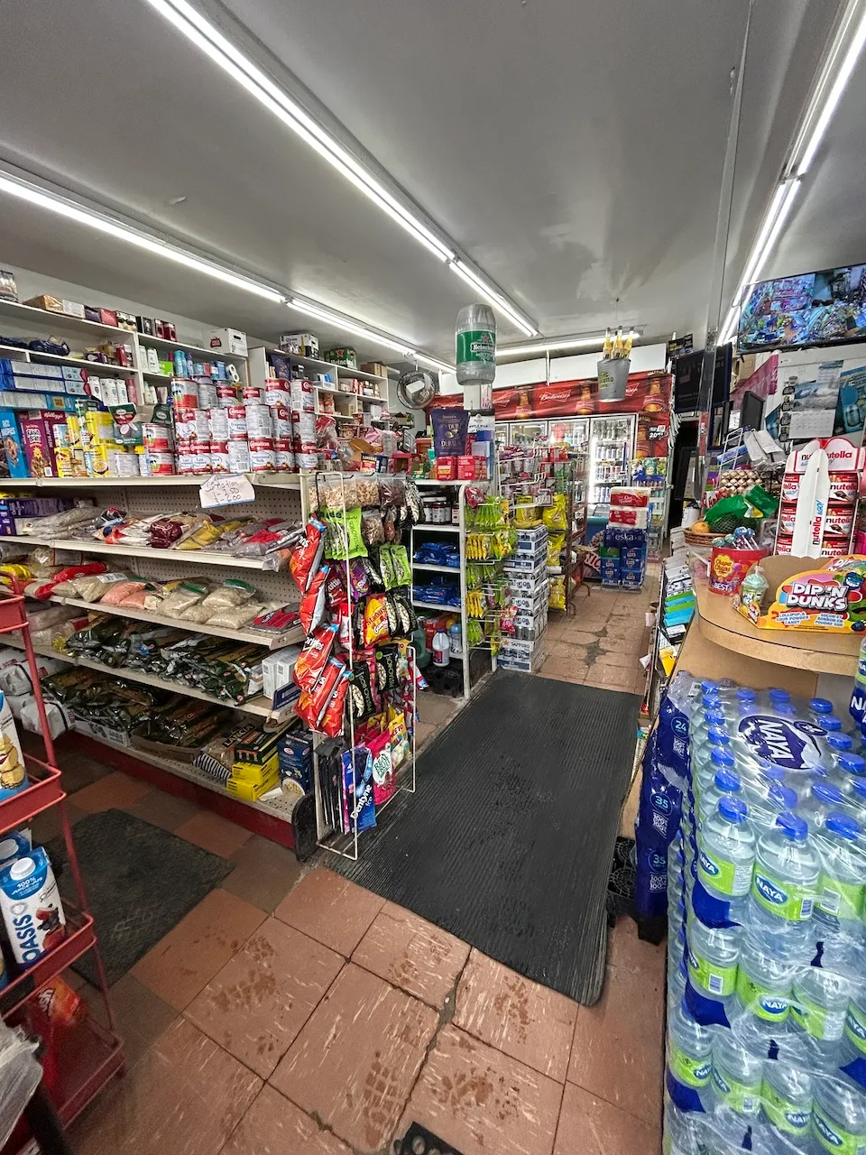 Intérieur du dépanneur