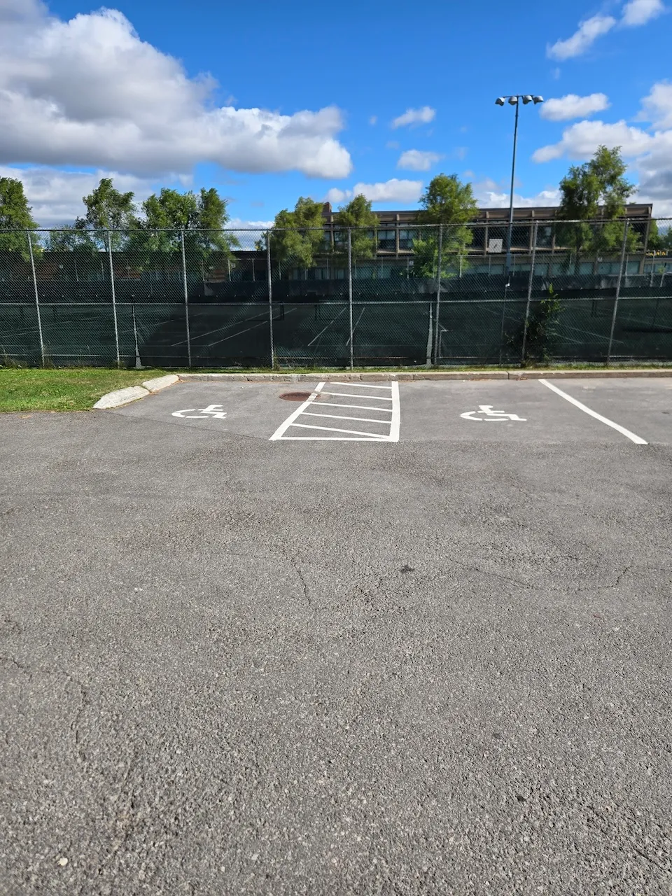 Stationnement réservé