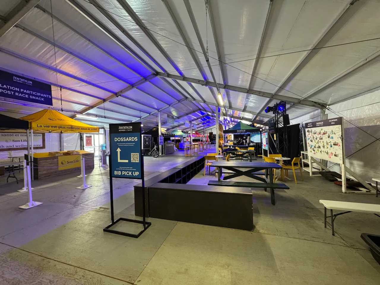 Reception marquee - Interior