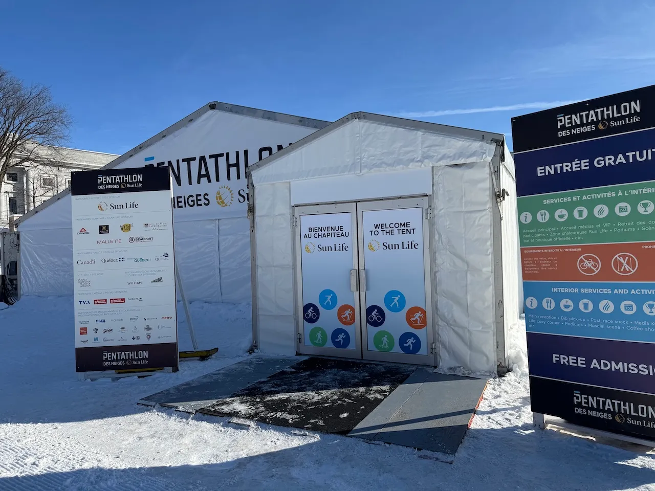 Reception marquee - Entrance
