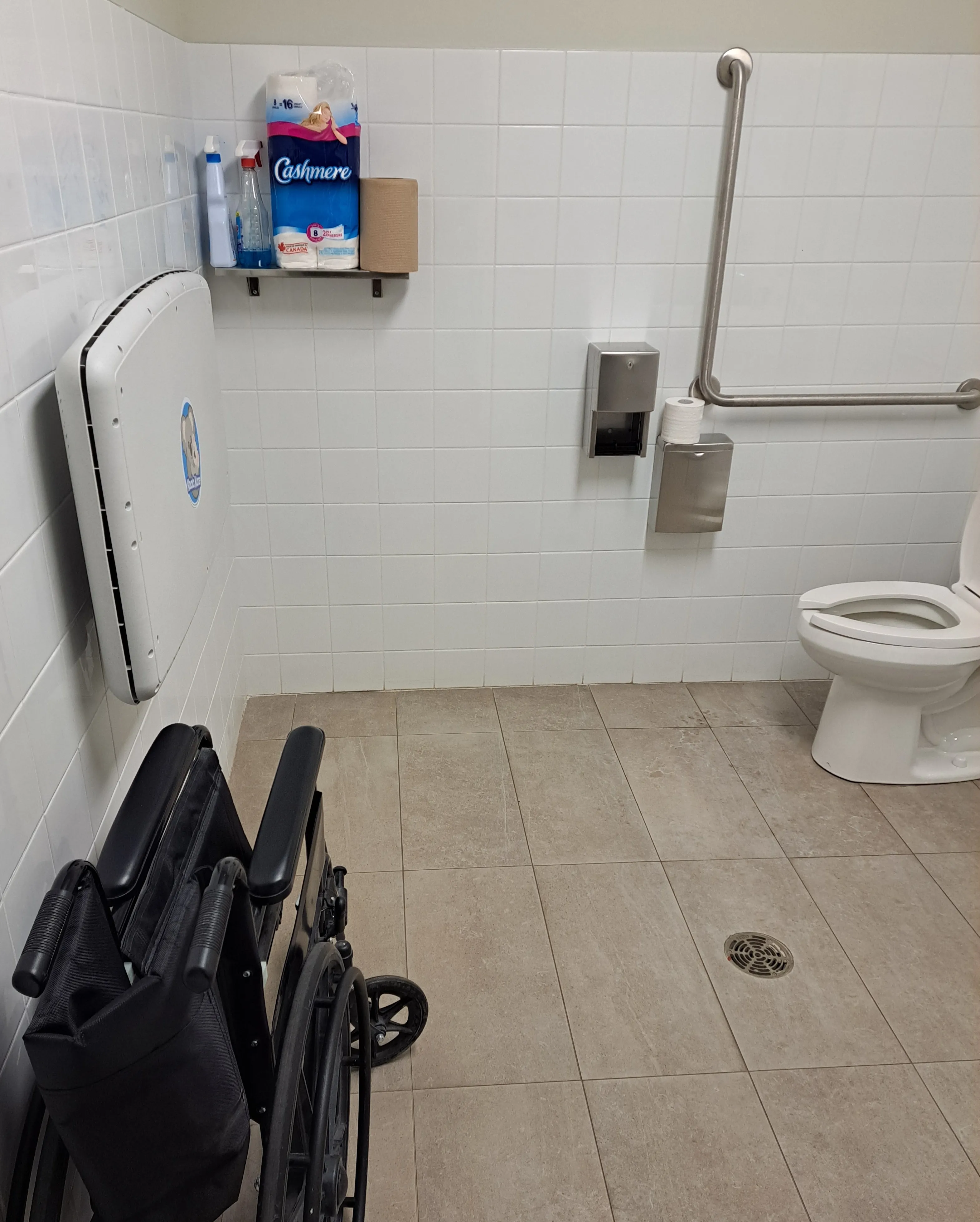 Salle de toilette universelle