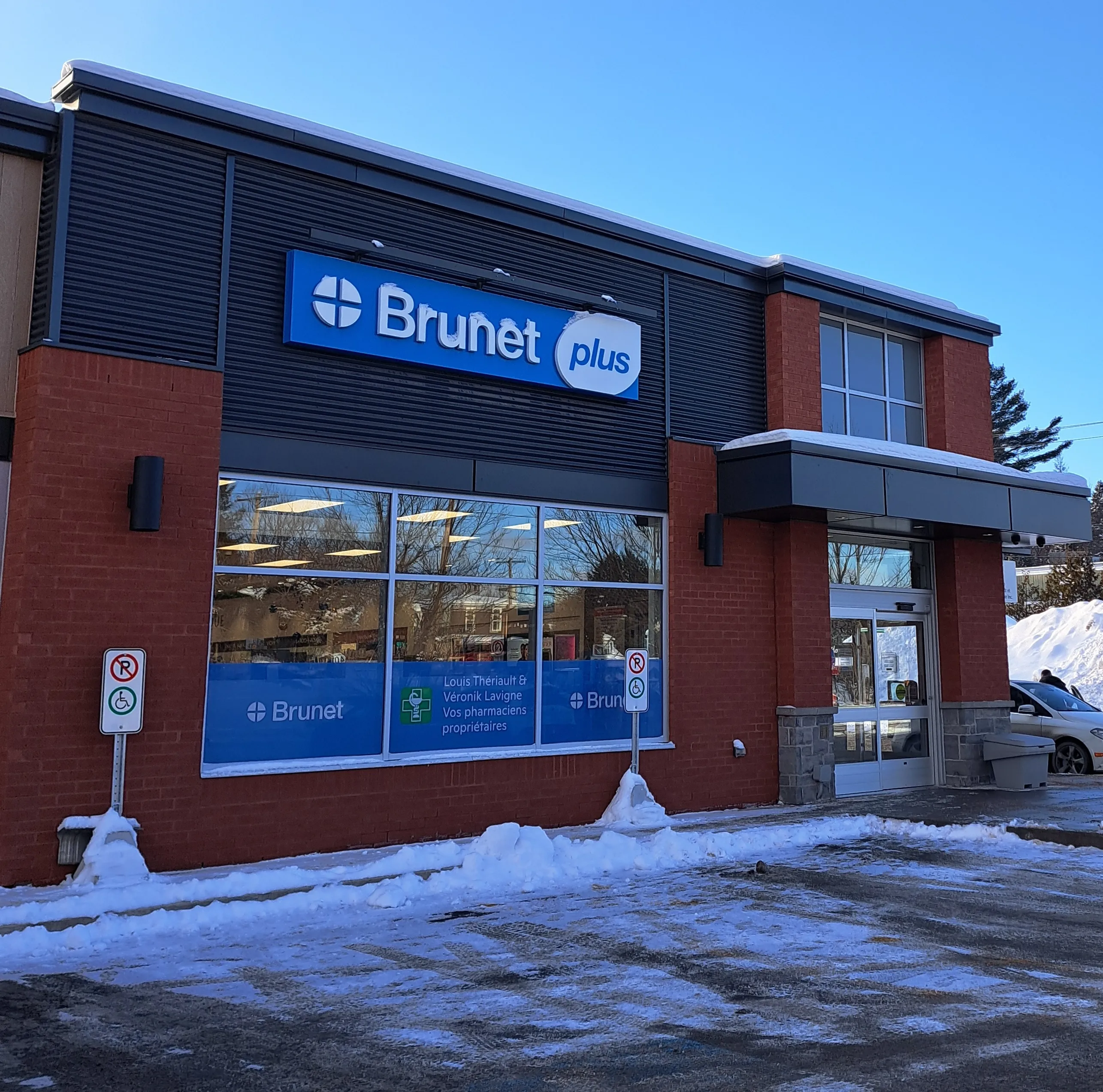 Pharmacie Brunet L. Thériault & V. Lavigne