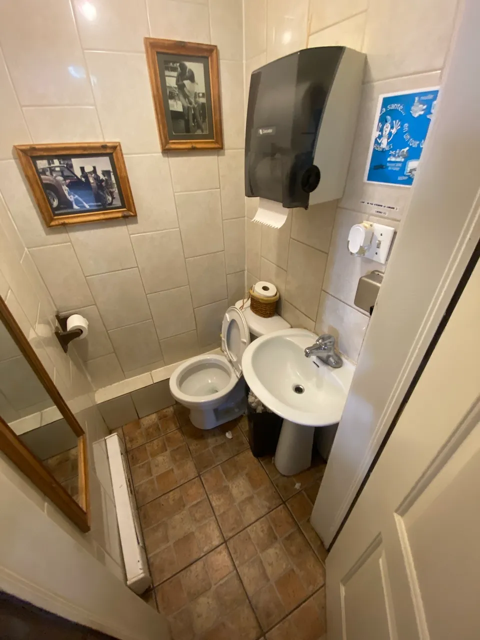 Universal bathroom