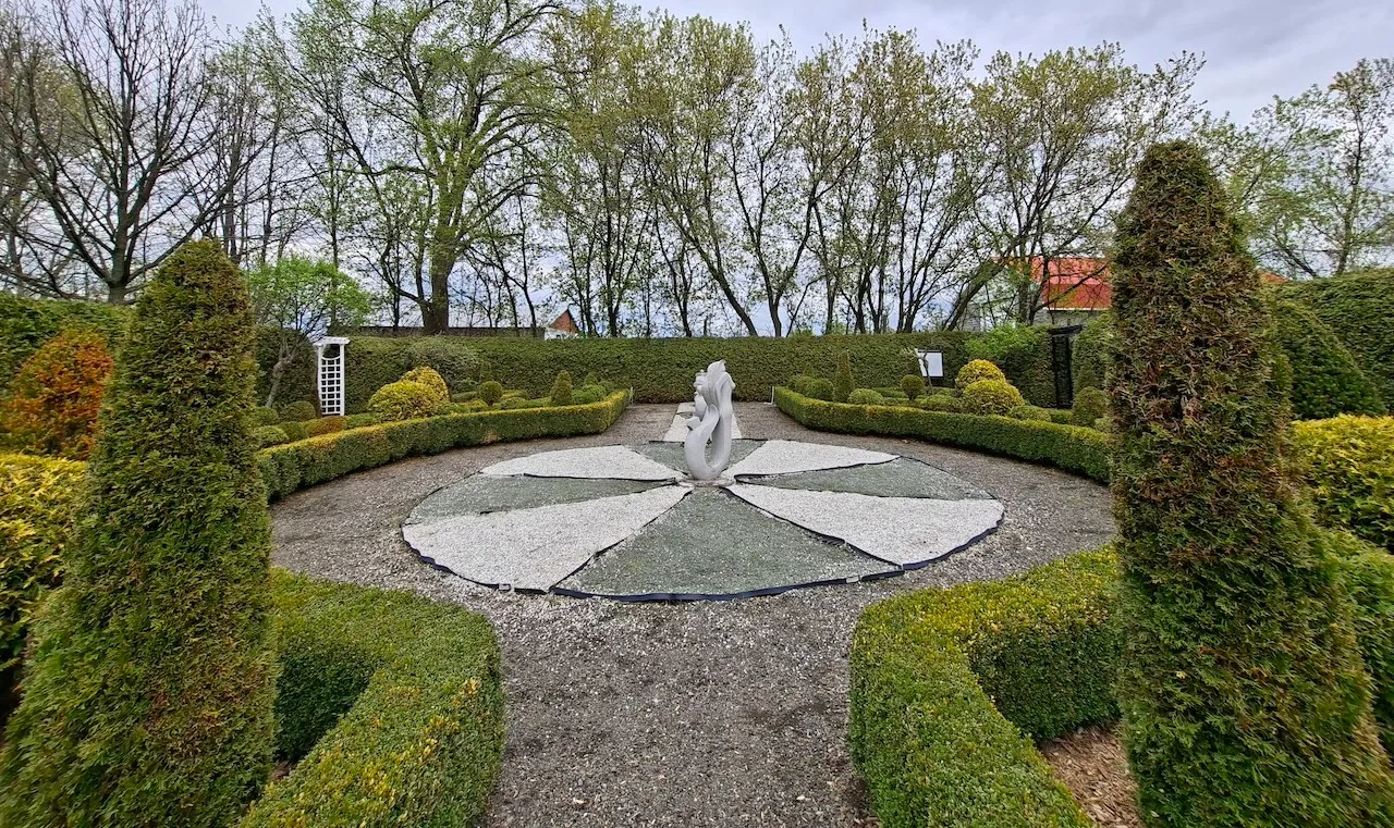 Trail : The Themed Gardens