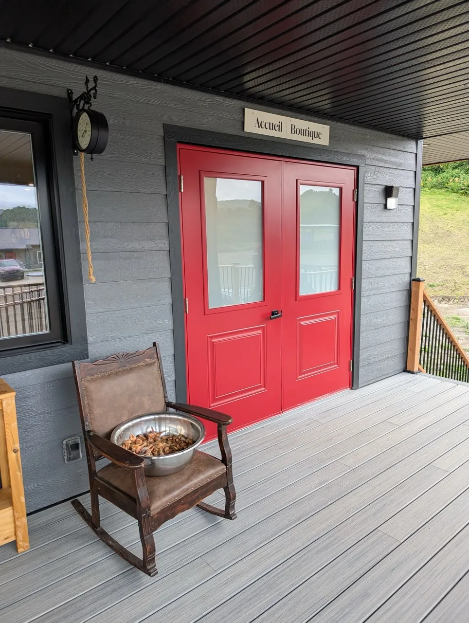 Entrance door