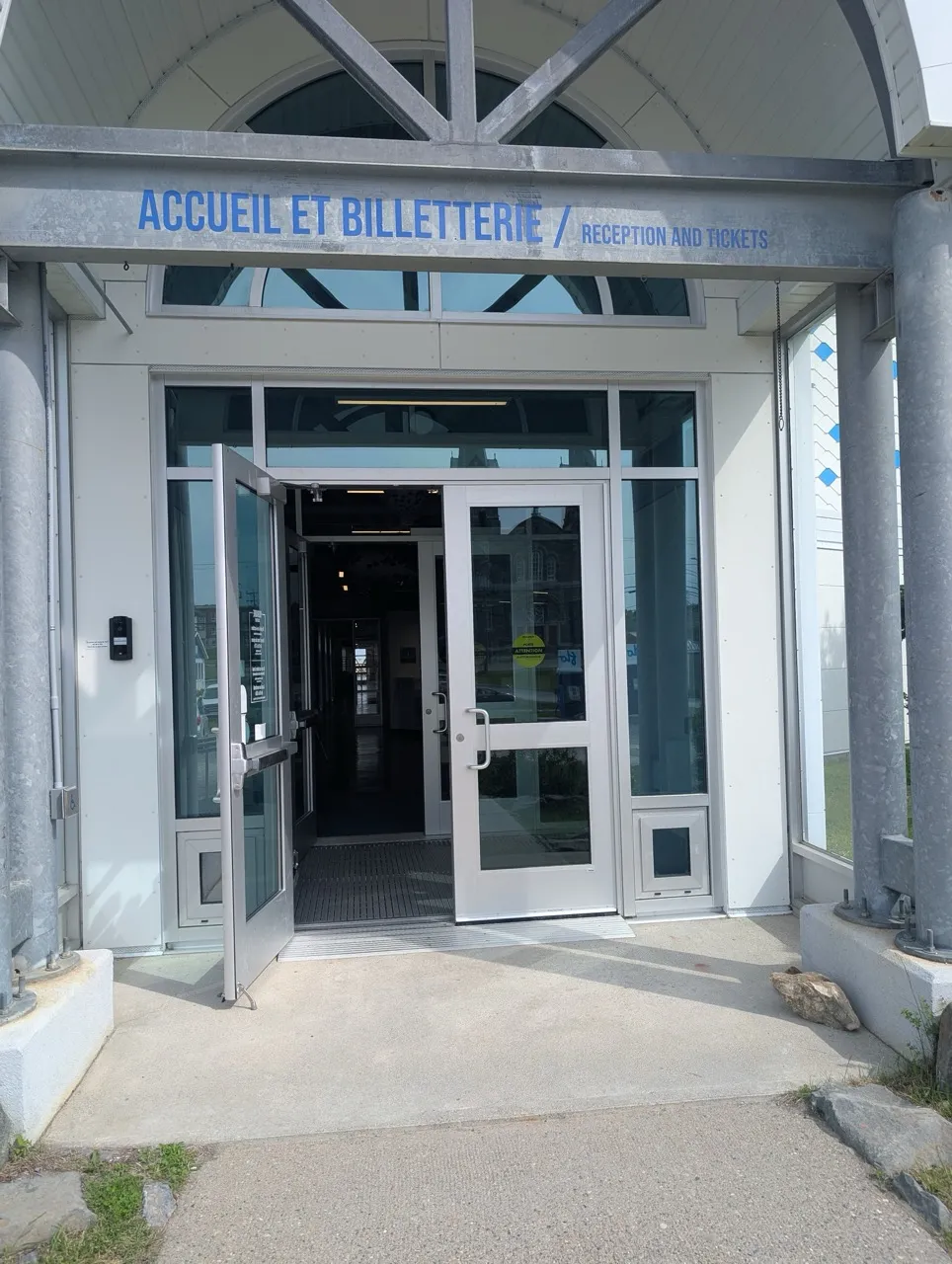 Porte d'entrée