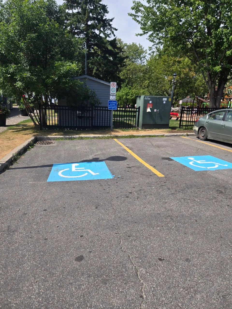 Reserved parkings