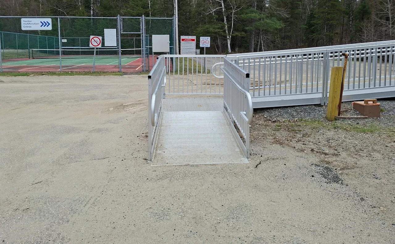 Access ramp - Located at the back