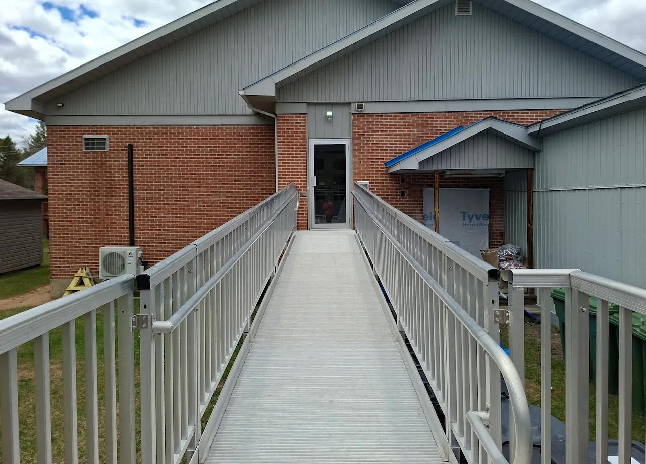 Access ramp - Located at the back