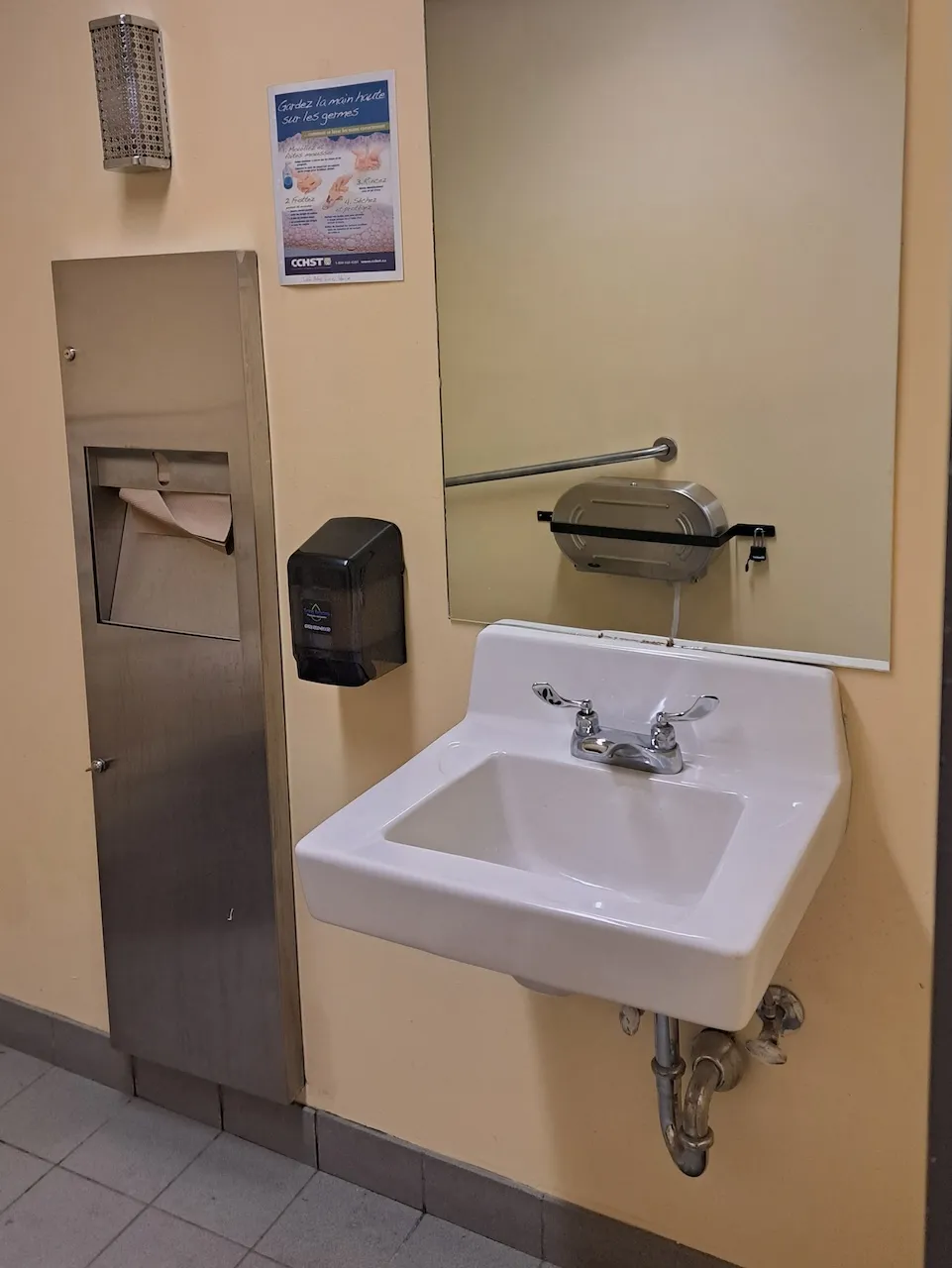 Salle de toilette universelle