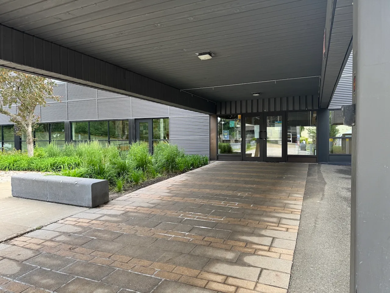 Entrance to the Jean-Paul Nolin Complex