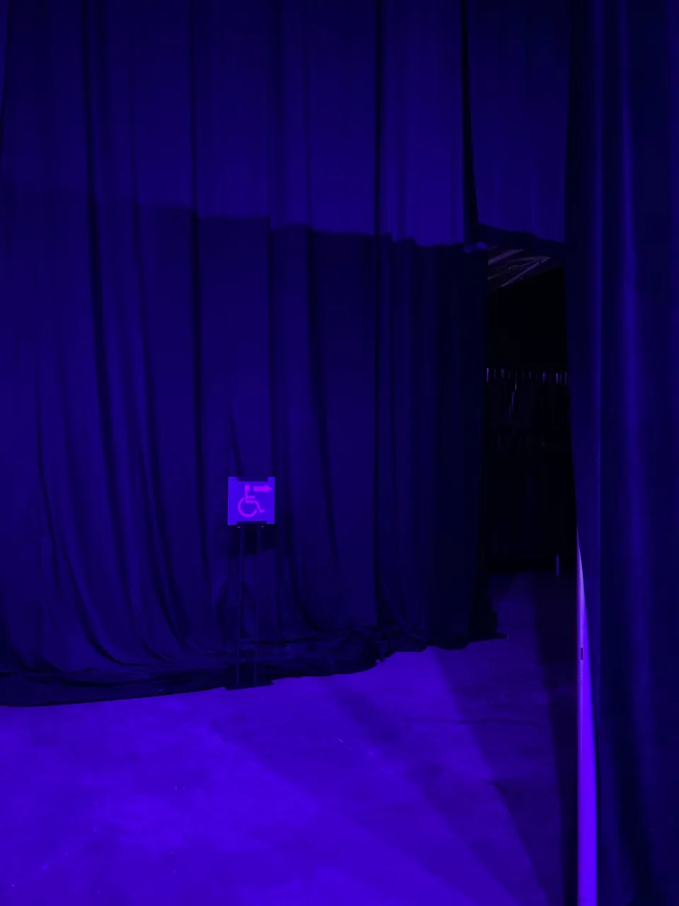 Main Stage - audience entrance
