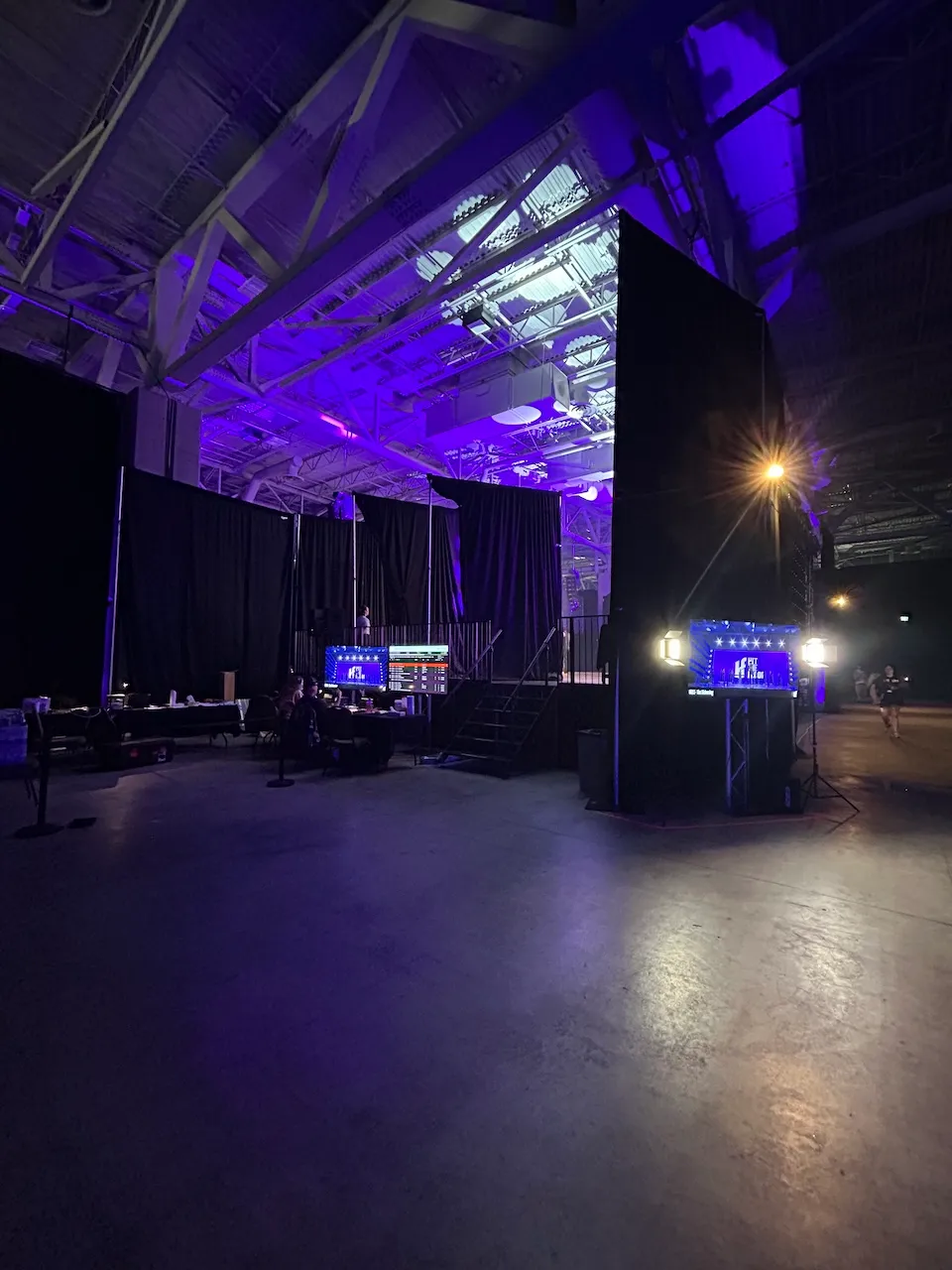 Backstage - Access to the main stage