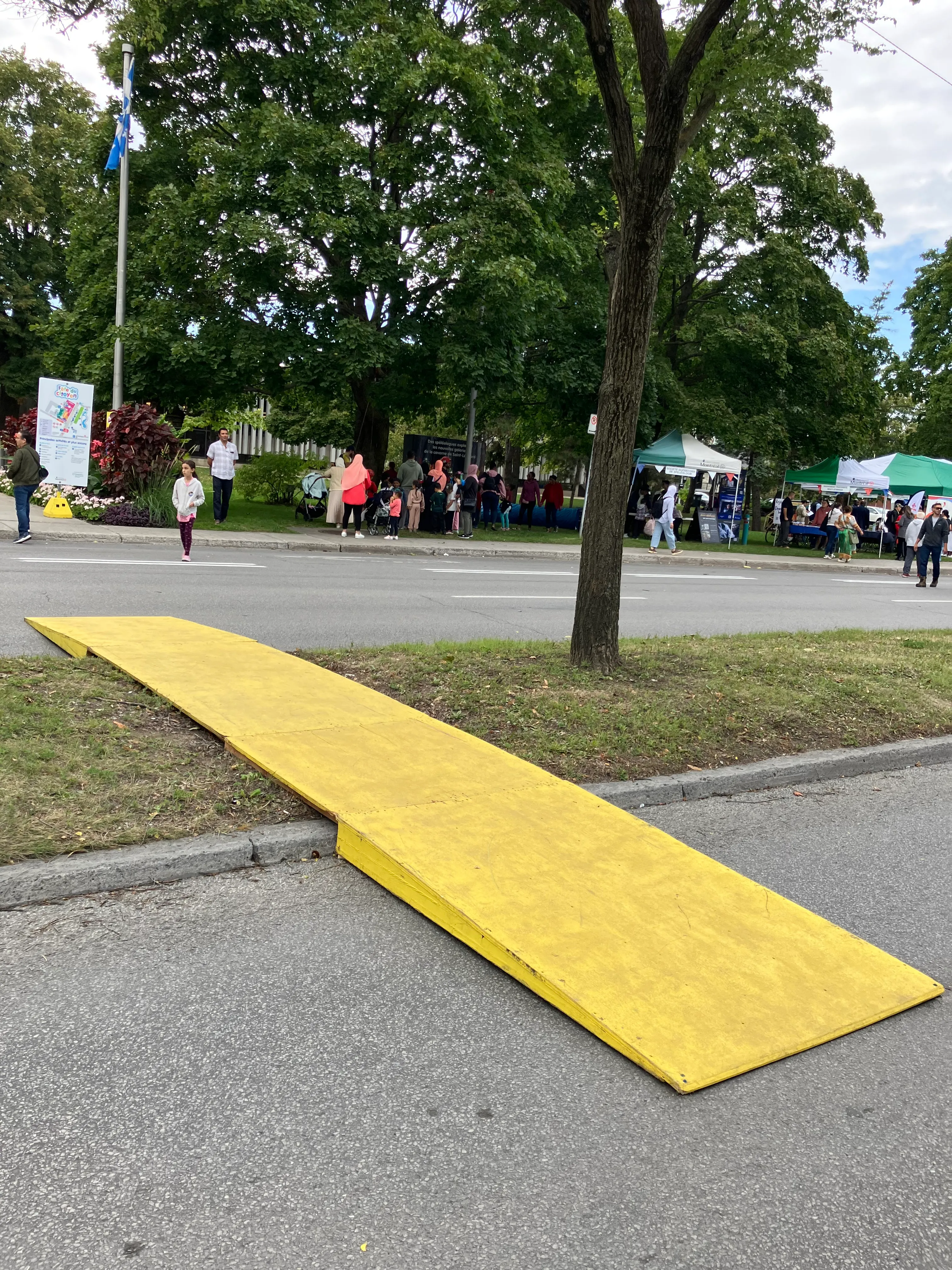Walkway ramp