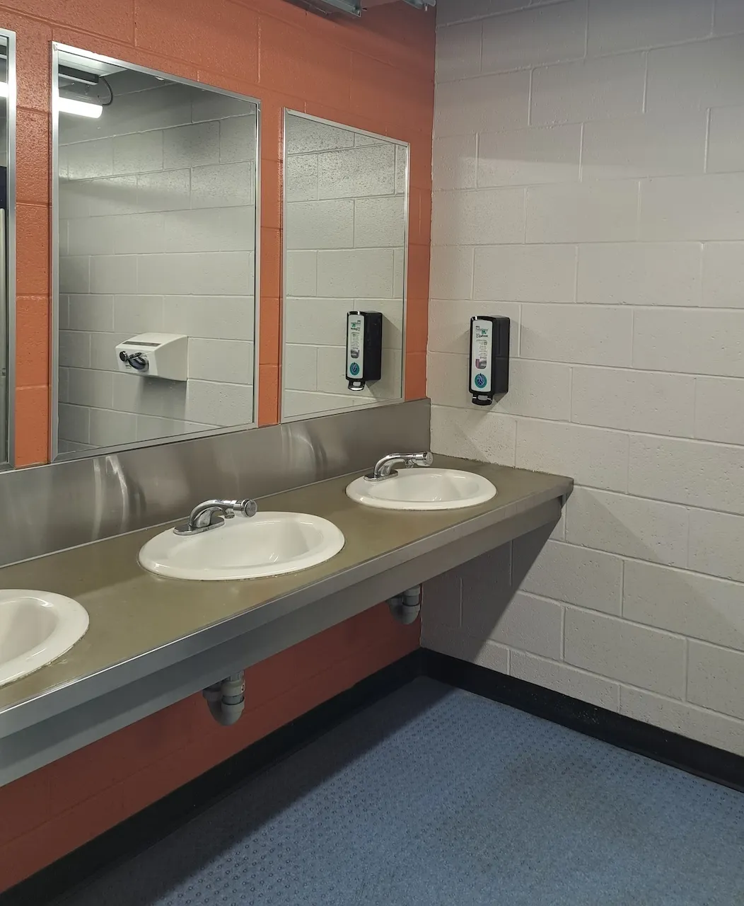 Locker room - Men