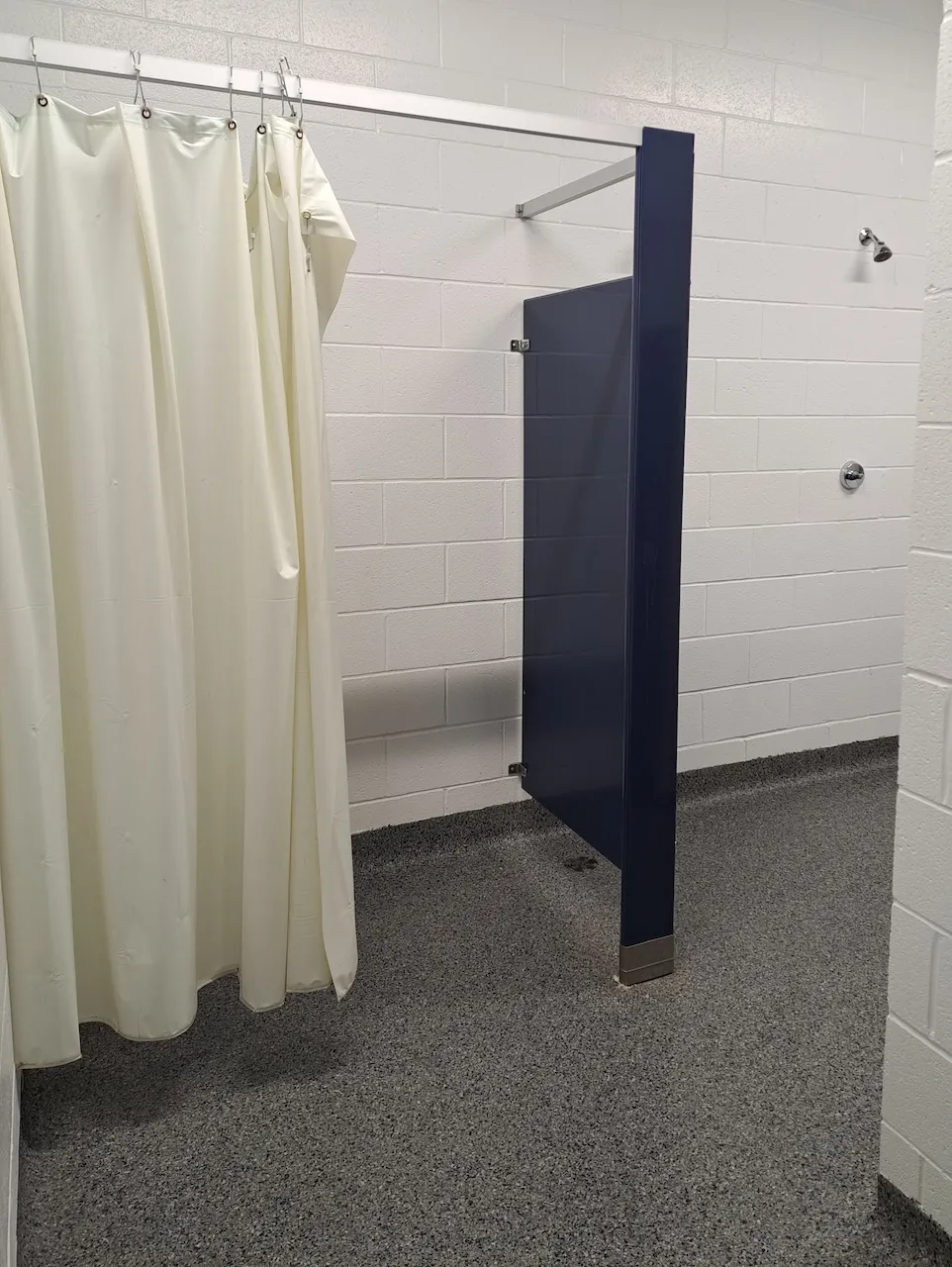 Locker room - Women