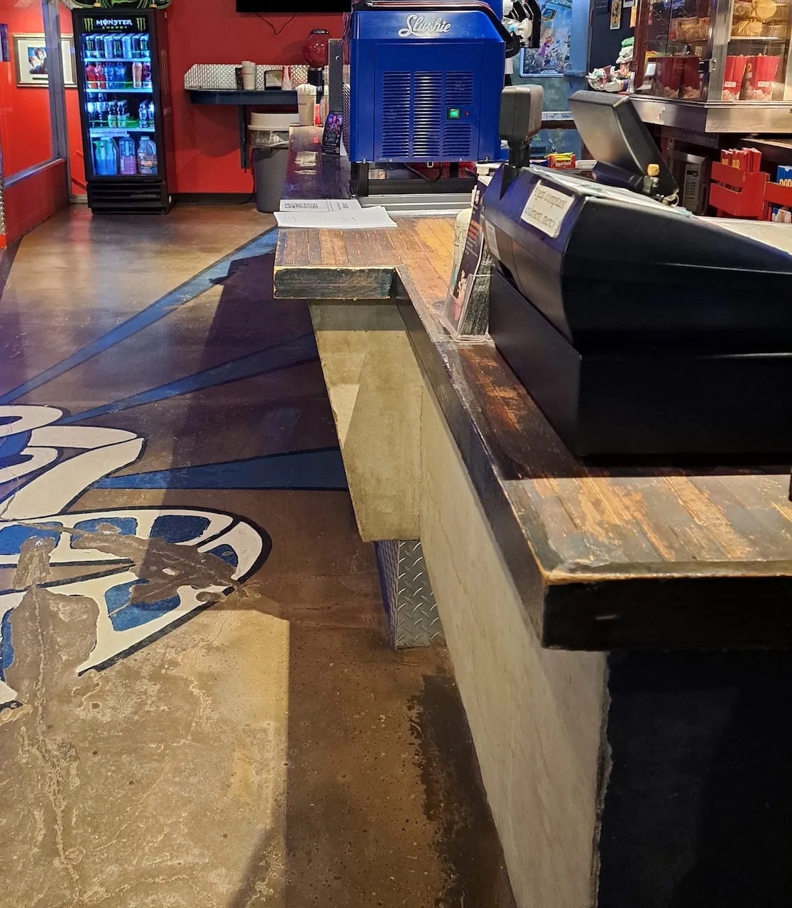 Cashier counter