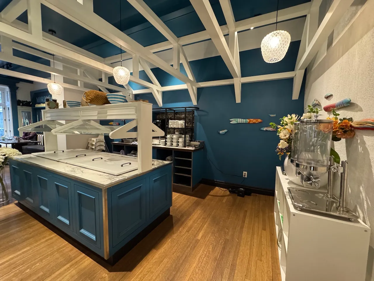 Restaurant - buffet area