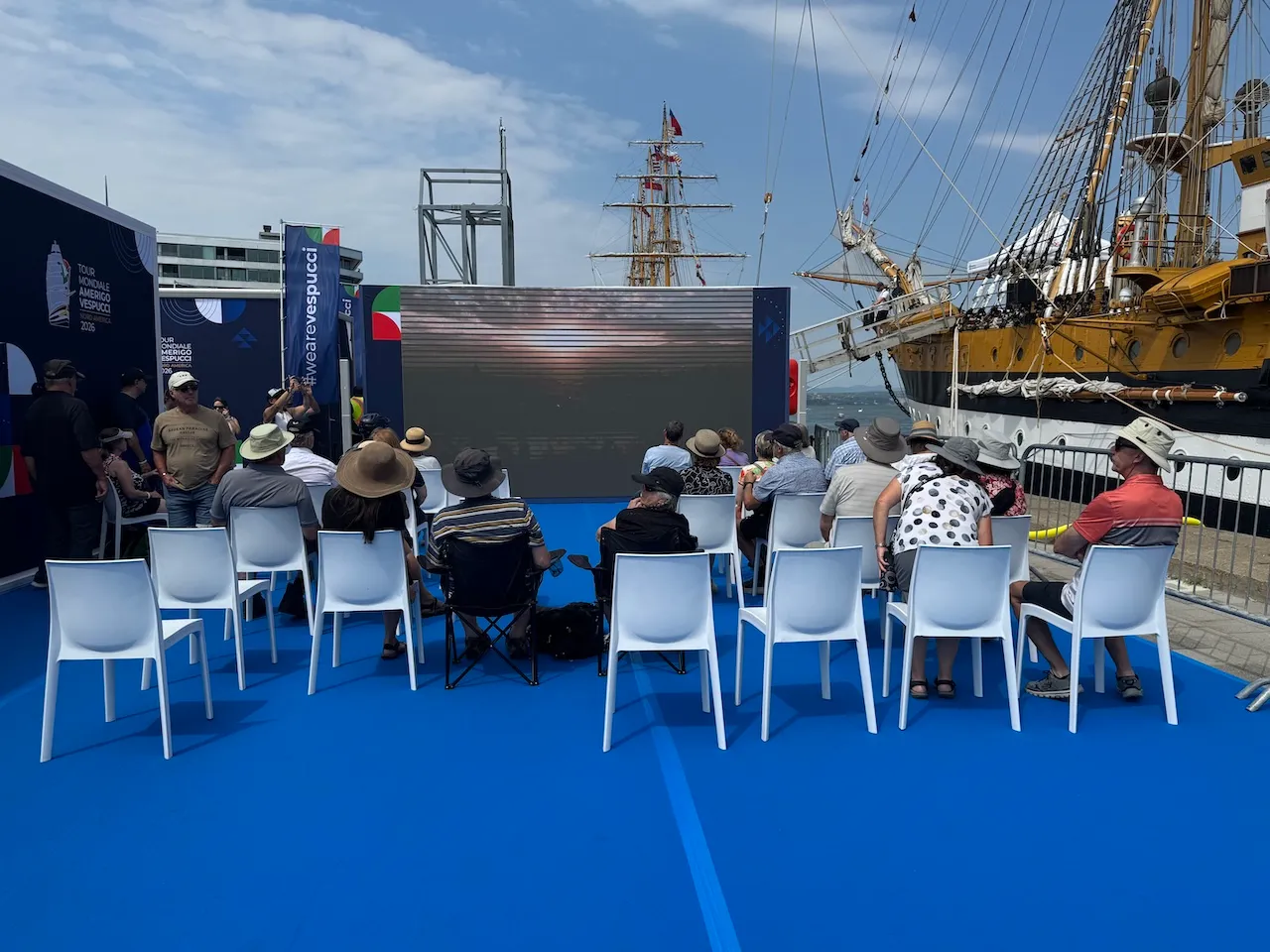 Amerigo Vespucci World Tour Kiosk - Viewing area