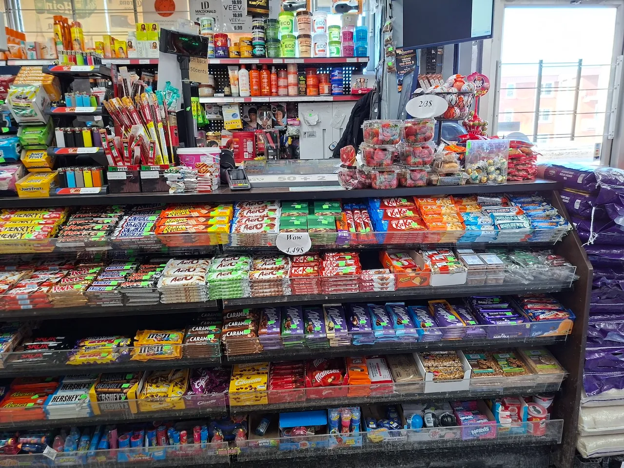 Cashier counter
