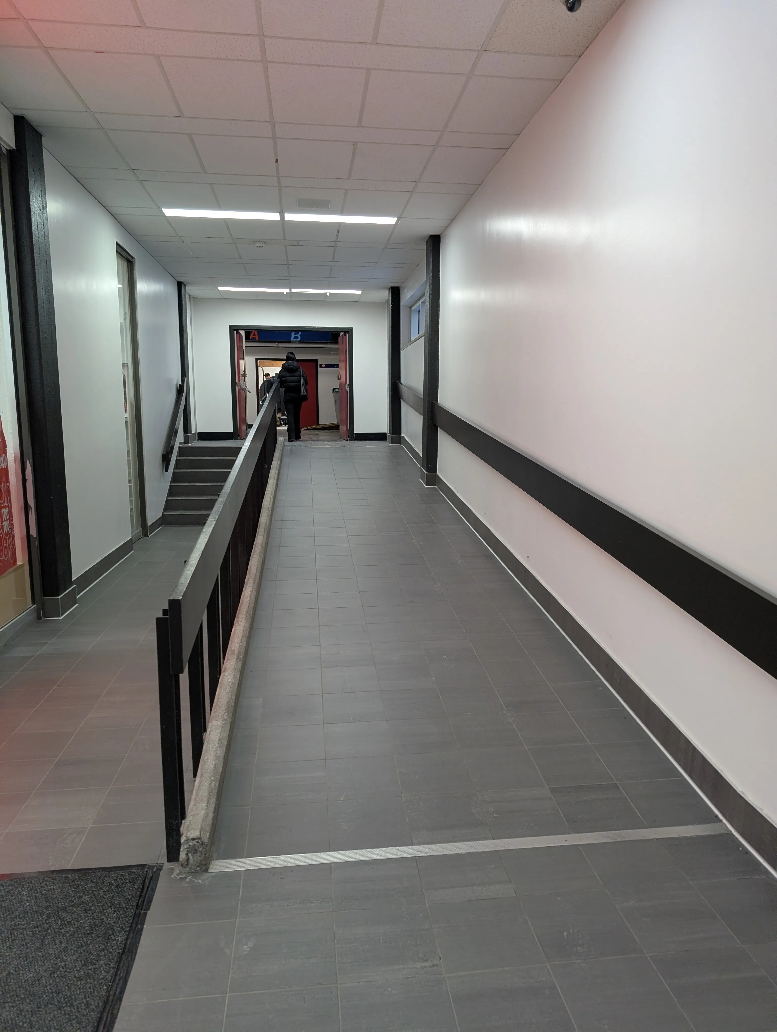 Interior circulation corridor
