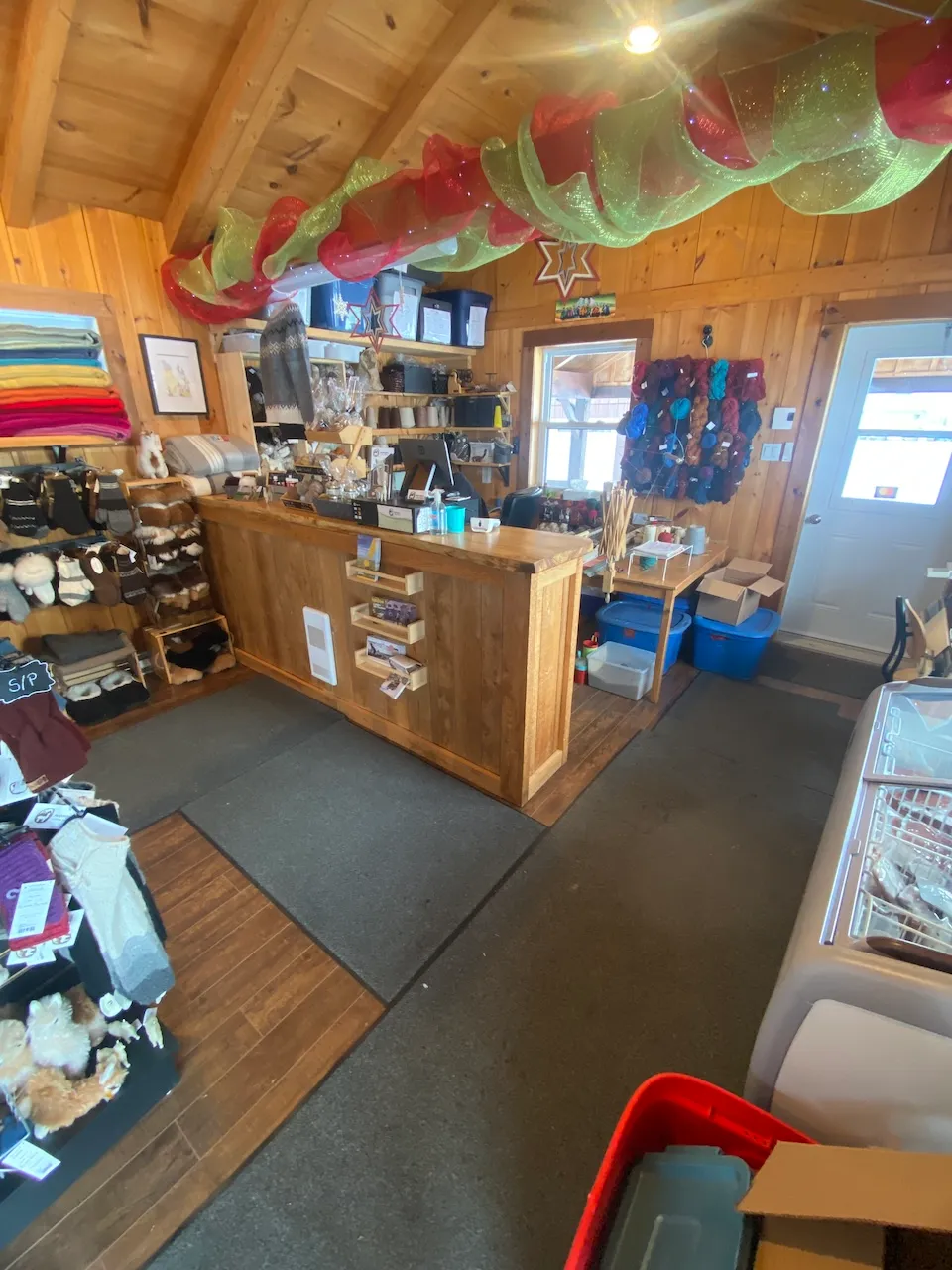 Shop counter