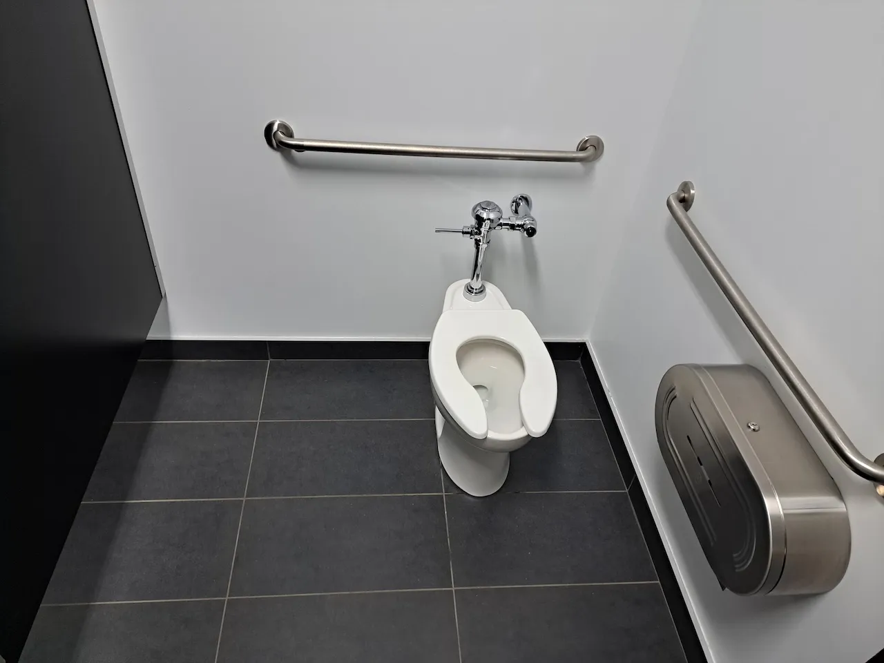 Salle de toilettes - Hommes
