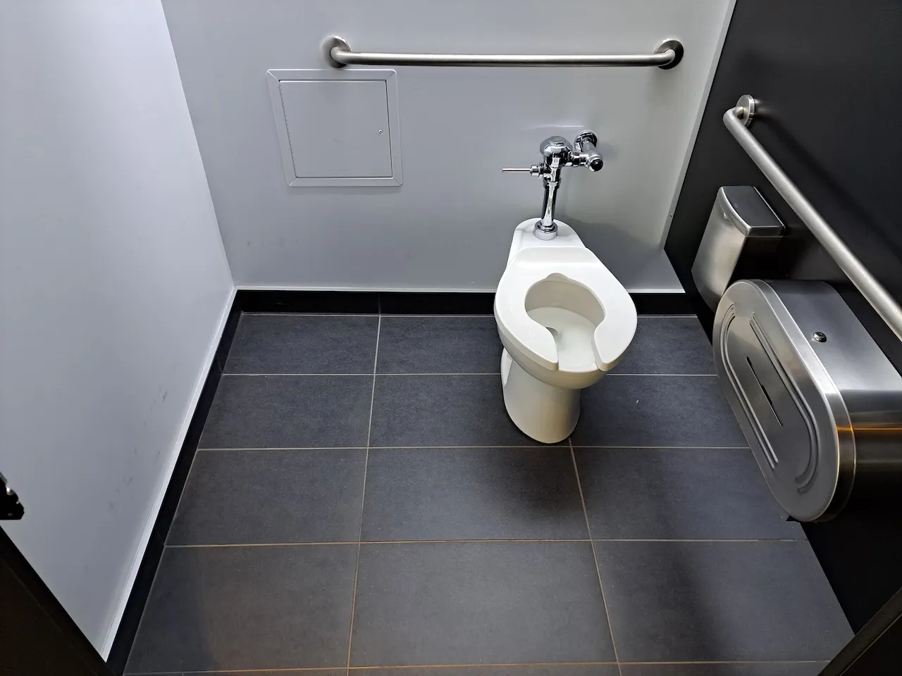 Salle de toilettes - Femmes