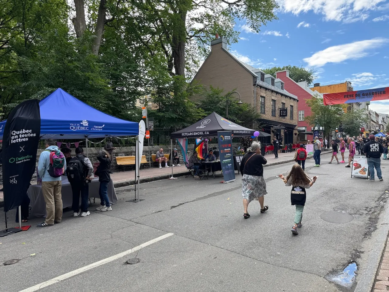 Kiosques et animations - Rue Saint-Jean