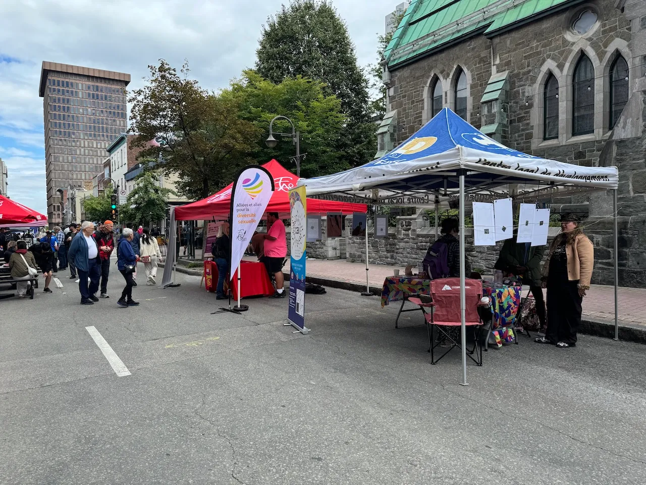 Kiosques et animations - Rue Saint-Jean