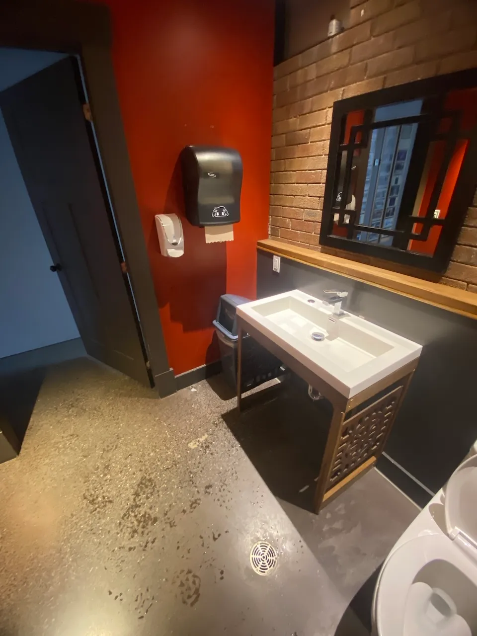 Washbasin