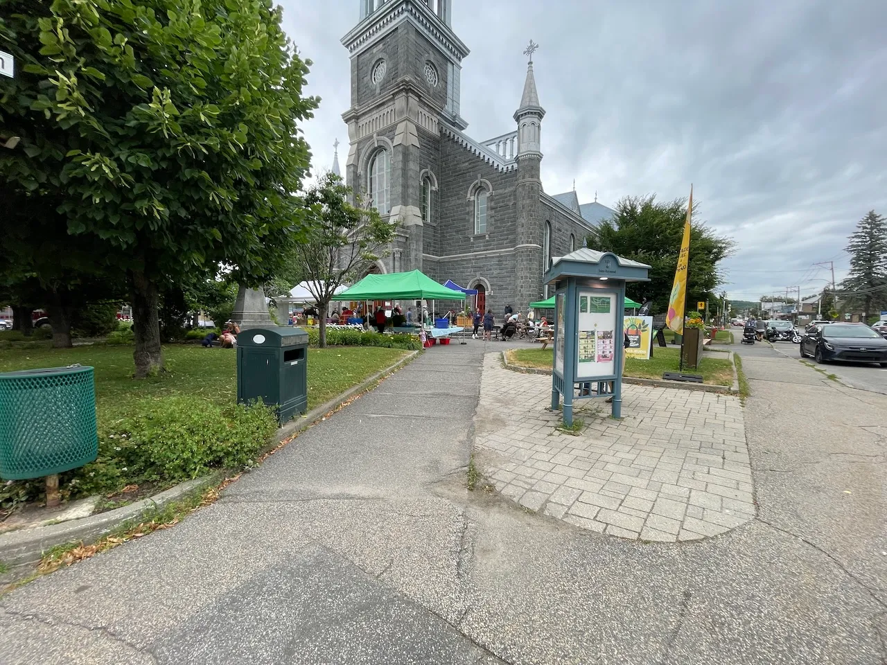 Accès piéton au marché