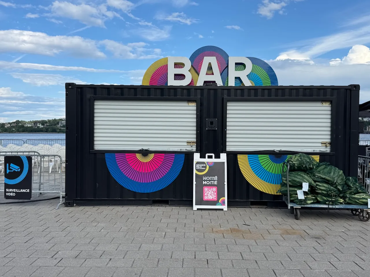 Bar
