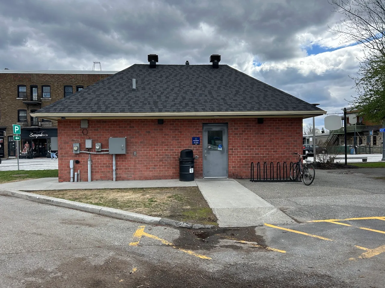 Rear entrance leading to the restrooms