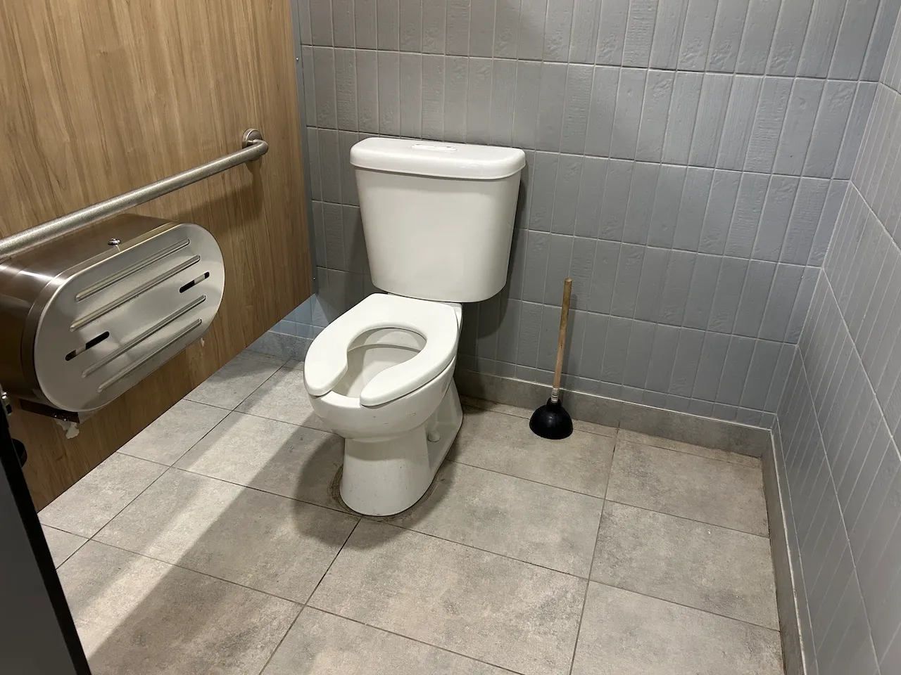 Salle de toilettes - Homme