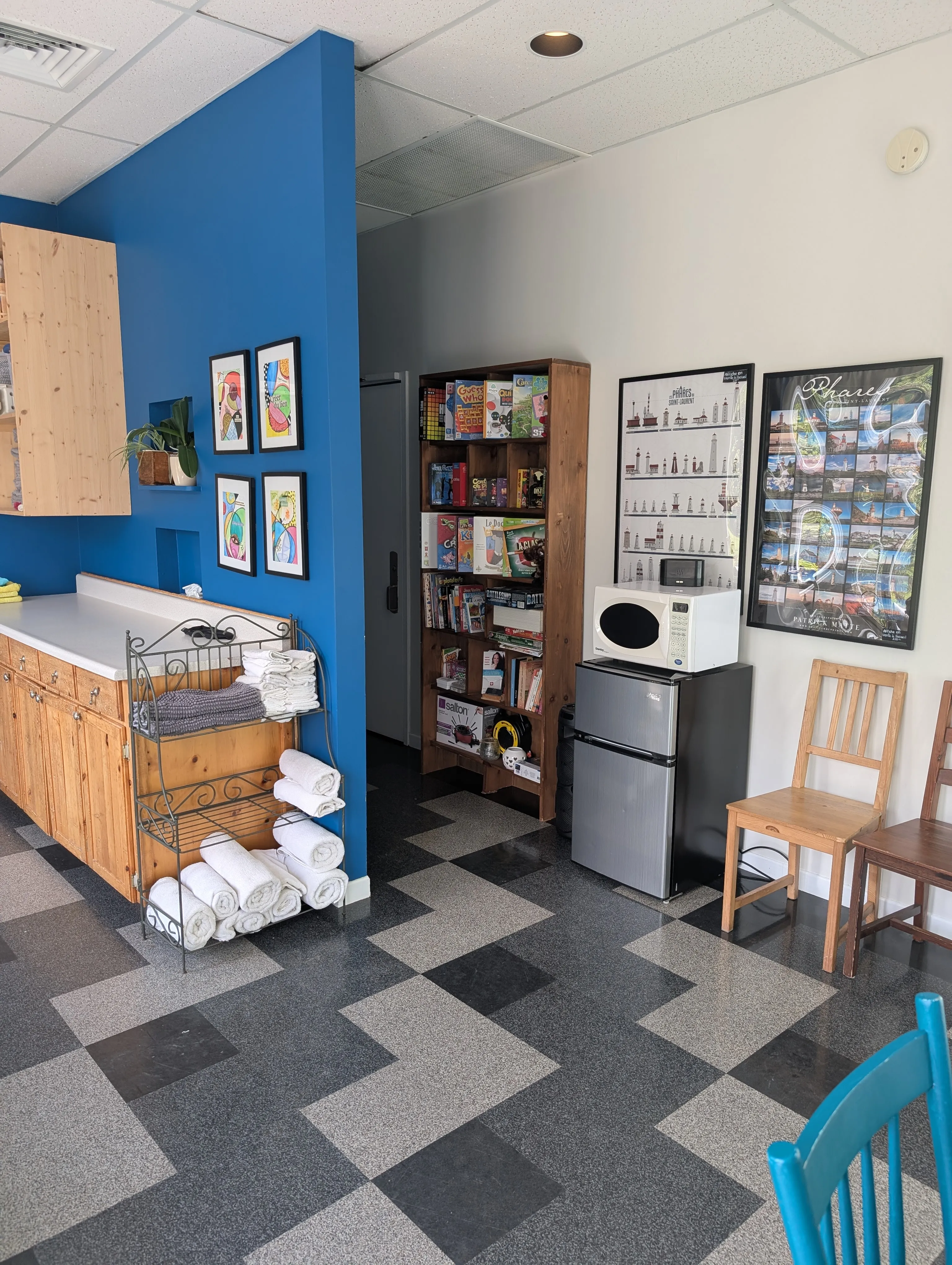 Entrée intérieur du chalet (par le bloc sanitaire)