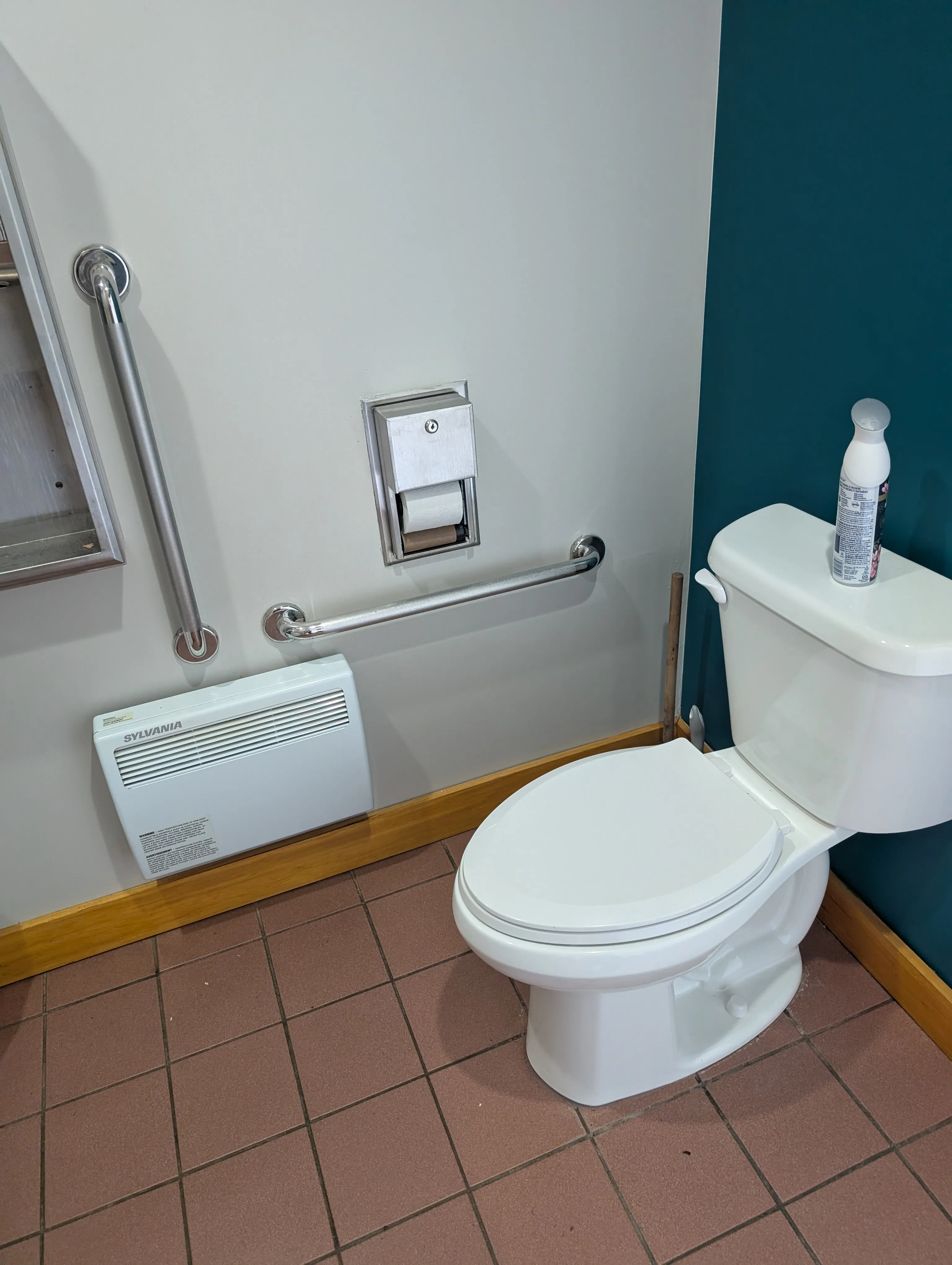 Salle de bain du bloc sanitaire - toilette