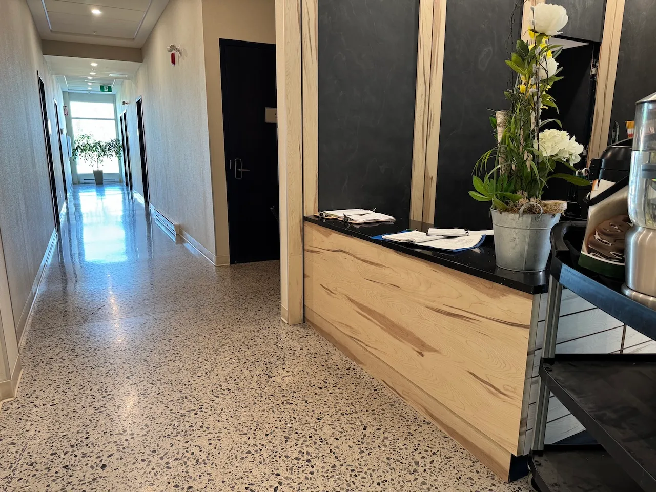 Reception desk - Lowered section