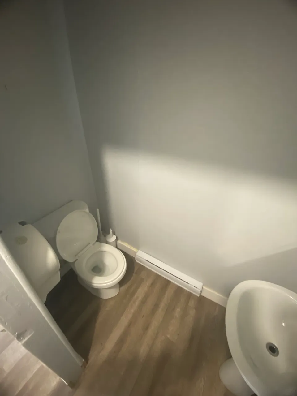 Universal restroom (men)