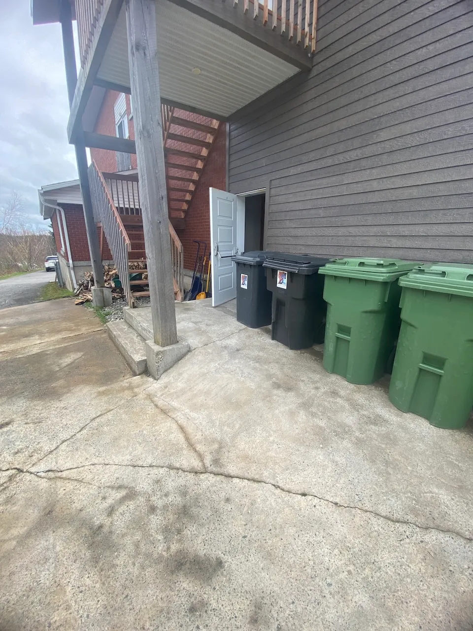 Access ramp - side entrance