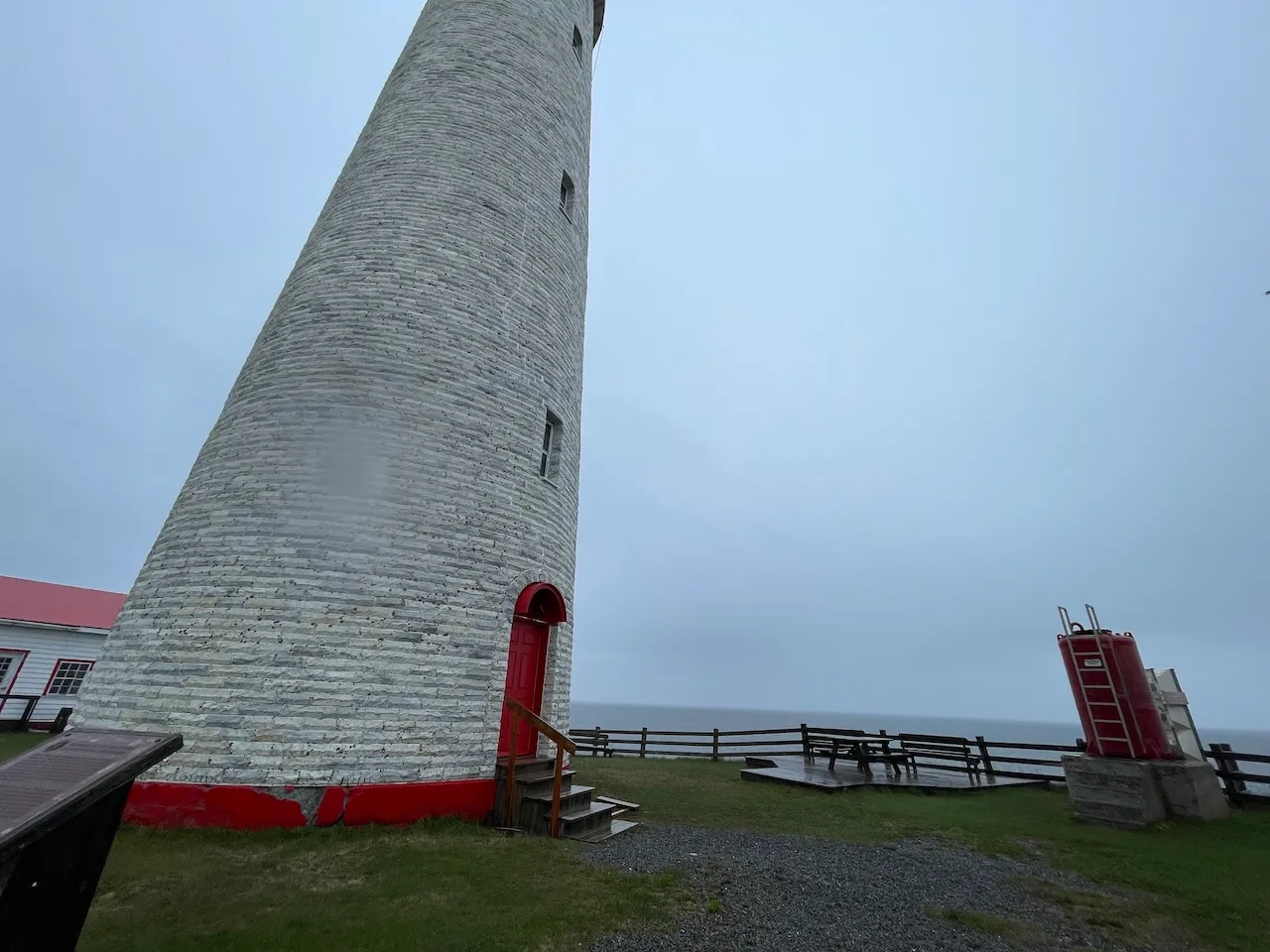 Accès au phare et plateforme