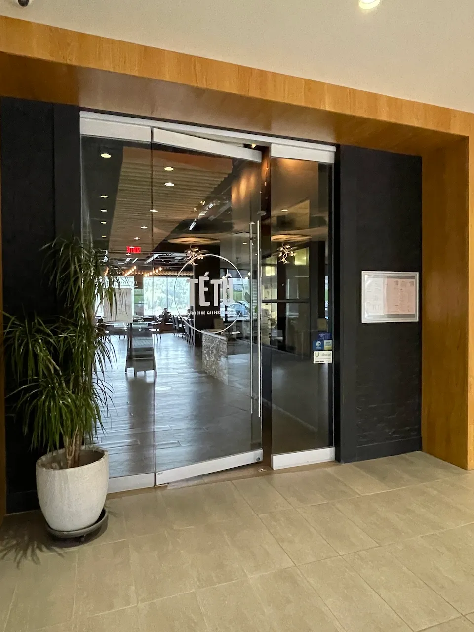Restaurant Entrance