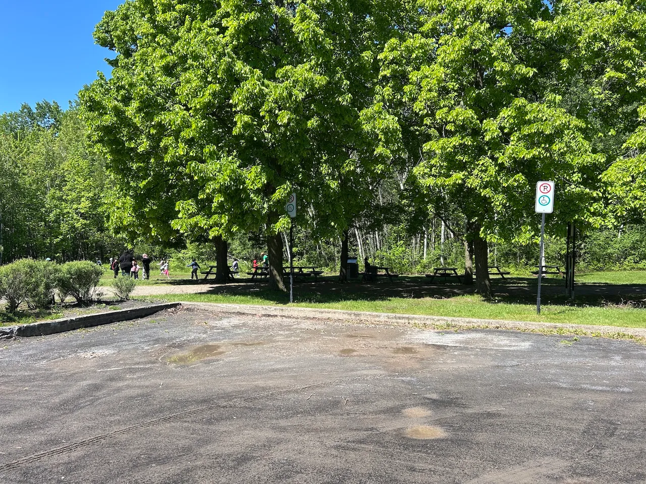 Chalet Héritage - Reserved parking spaces