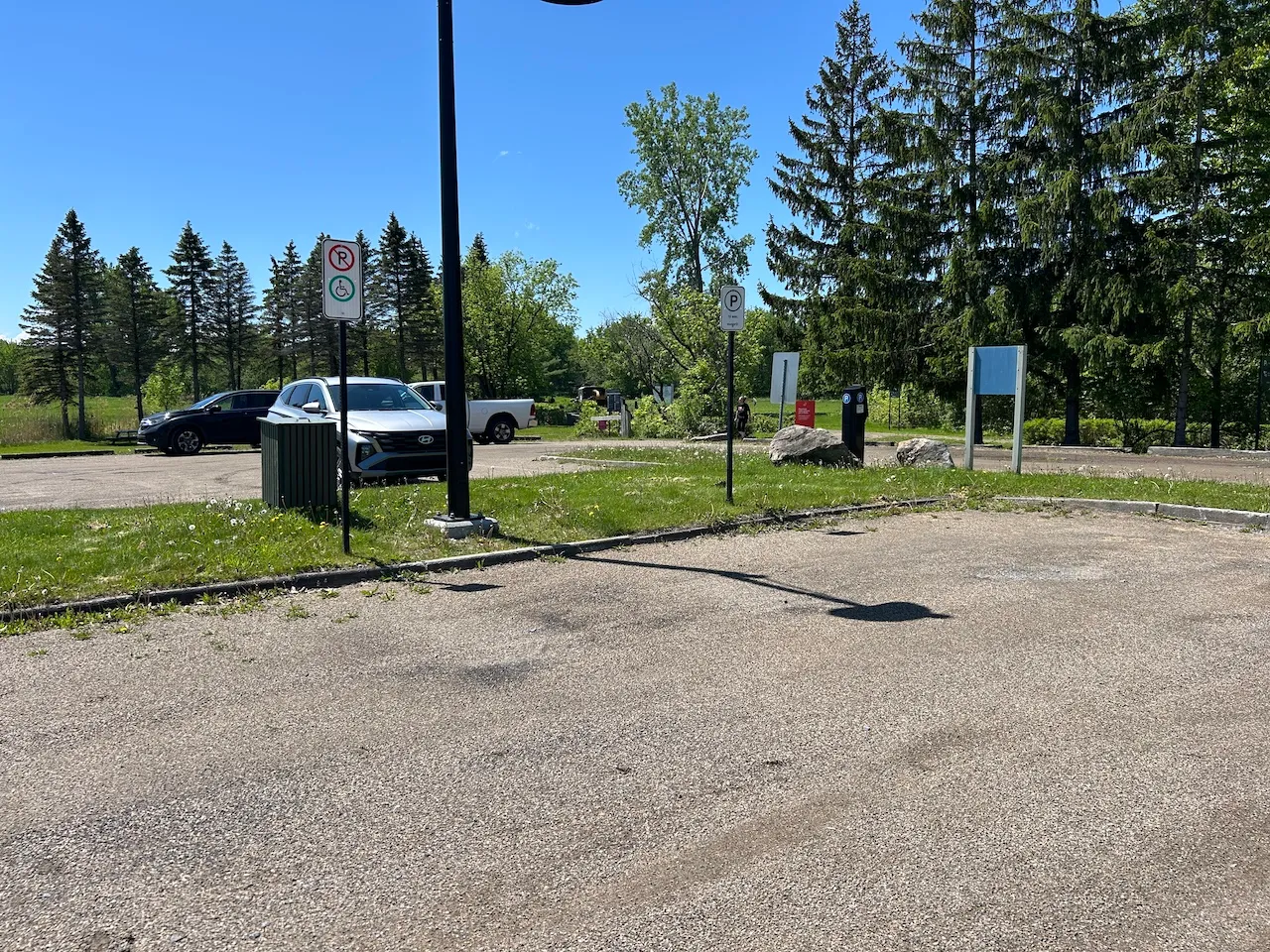Reserved parking spaces near Maison Bleau