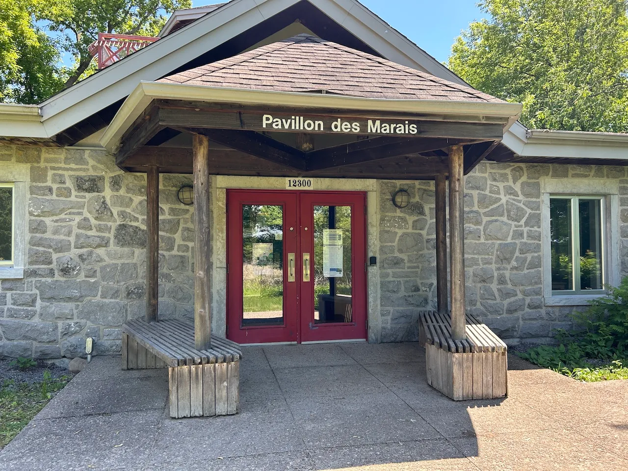 Pavillon des marais - Main entrance