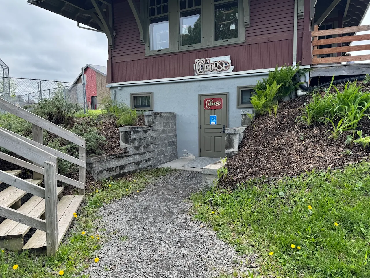 Entrance at the rear